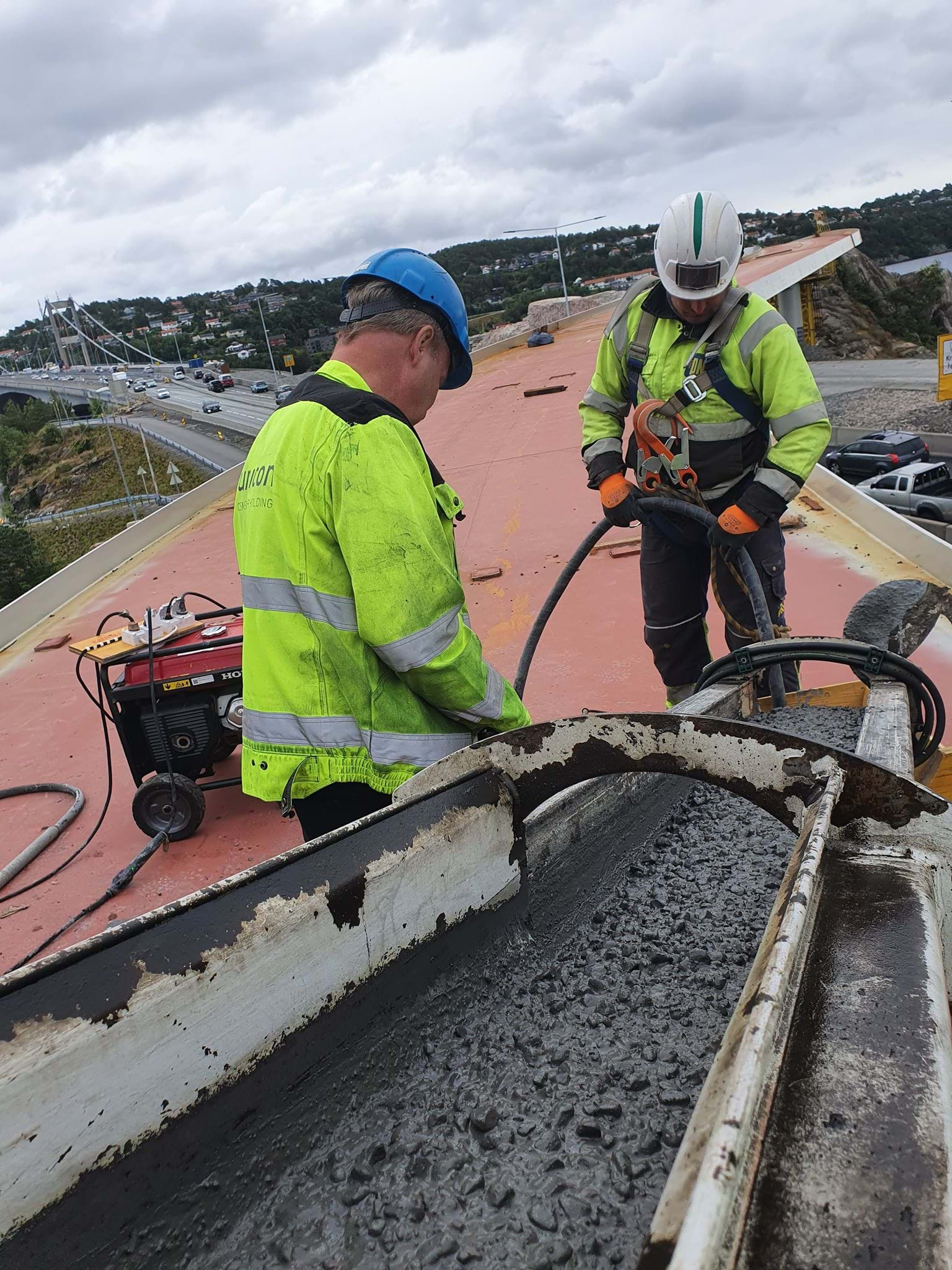 Bruk av hydraulisk renne på prosjekt Varoddbrua